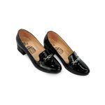TACONES-NEGROS-FOCAL-MUJER
