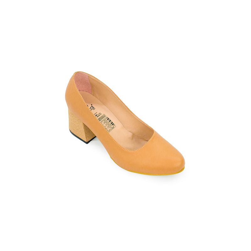 TACONES-CAFE-FOCAL-MUJER