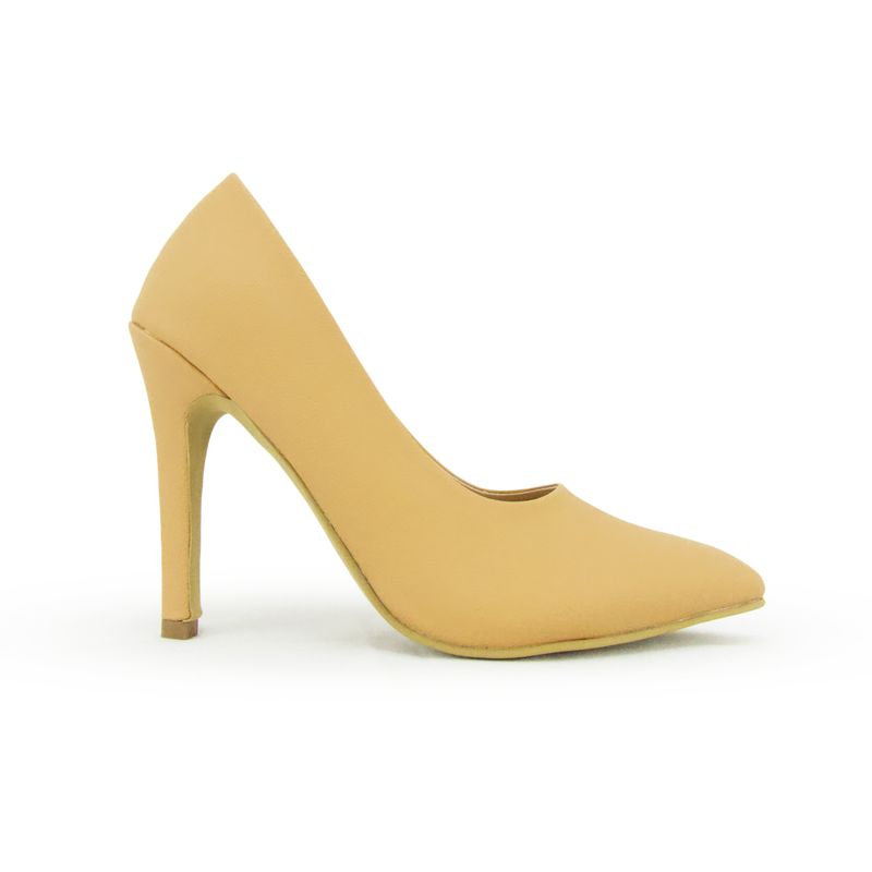 TACONES-AMARETO-FOCAL-MUJER