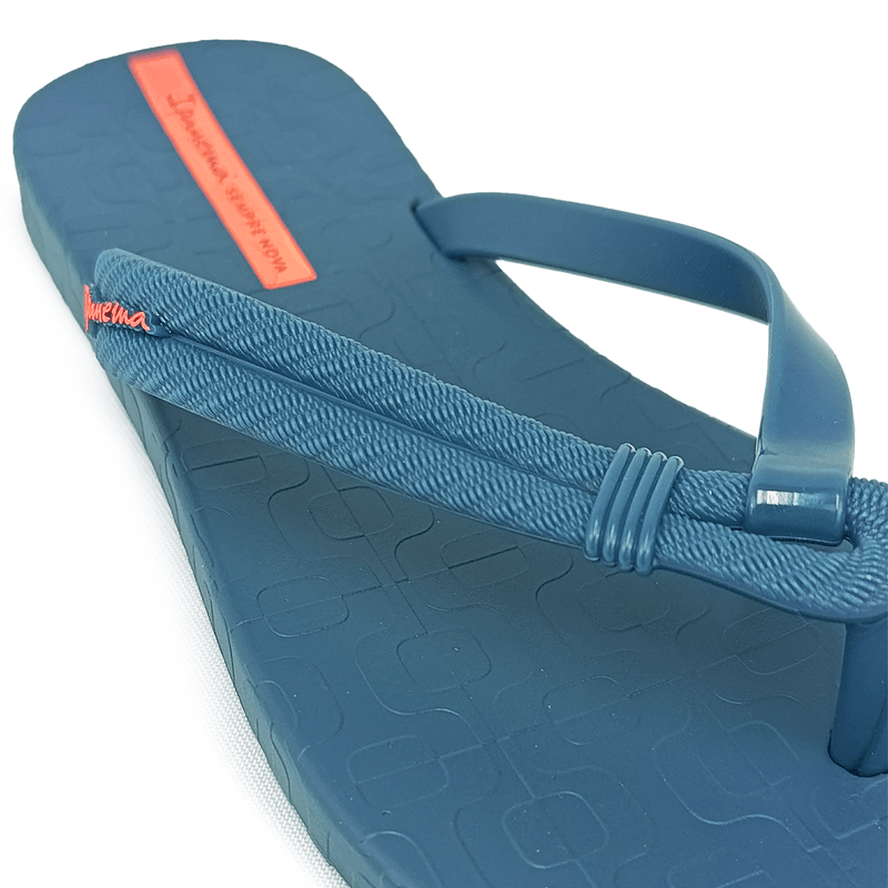 SANDALIAS-PLANAS-AZUL-OSCURO-IPANEMA-MUJER