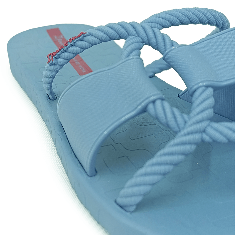 SANDALIAS-PLANAS-AZUL-IPANEMA-MUJER