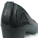 TACON-NEGRO-FOCAL-MUJER